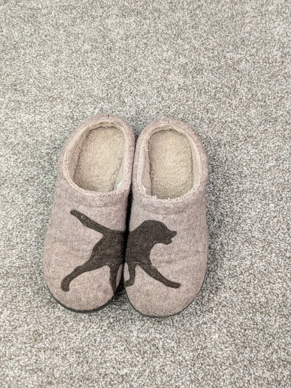 LL Bean Slippers Womens 7 M Taupe Wool Daybreak Scuffs Dog Motif Slip On